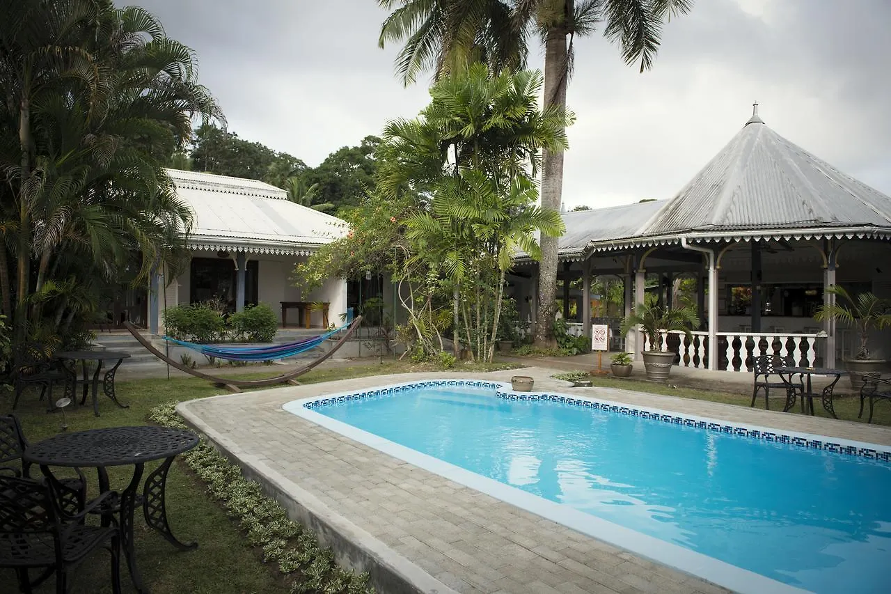 Auberge Chez Plume Anse Boileau Hotel