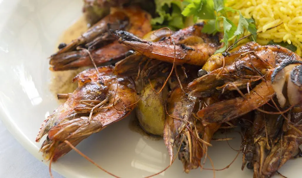 Auberge D'Anse Boileau & Restaurant Chez Plume